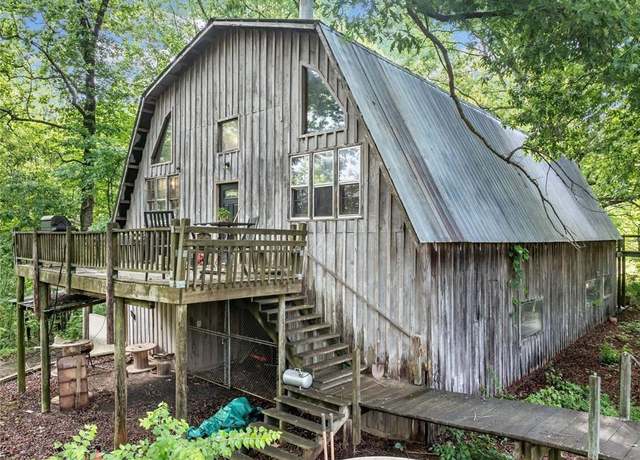 Property at 811 Ammons Dr, Waleska, GA 30183, 2 beds, 1 bath