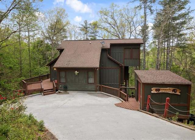 Property at 490 Finale St, Talking Rock, GA 30175, 4 beds, 4 baths