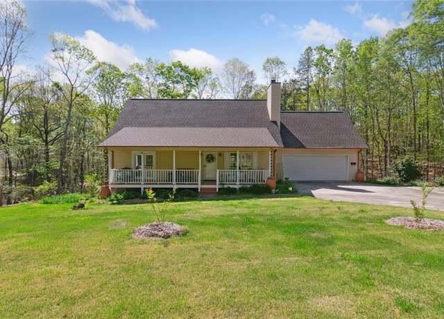 Property at 86 Sleepy Hollow Rd, Dahlonega, GA 30533, 4 beds, 3.5 baths