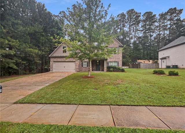 Property at 4212 Kenwood Trl, Atlanta, GA 30349, 4 beds, 2.5 baths