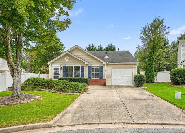 Property at 517 Oakleaf Ct, Acworth, GA 30102, 2 beds, 1.5 baths