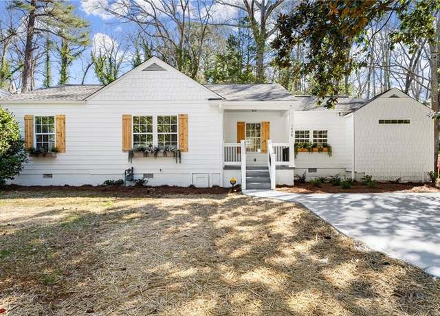 Property at 1428 Pinehurst Dr SW, Atlanta, GA 30311, 4 beds, 2 baths