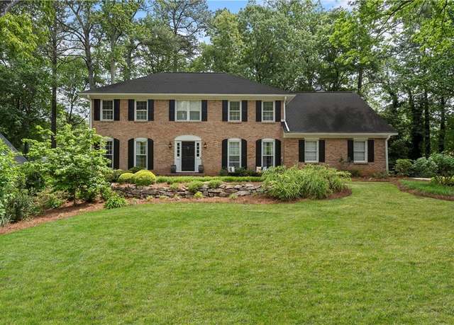 Property at 4979 Shadow Glen Ct, Dunwoody, GA 30338, 5 beds, 3.5 baths
