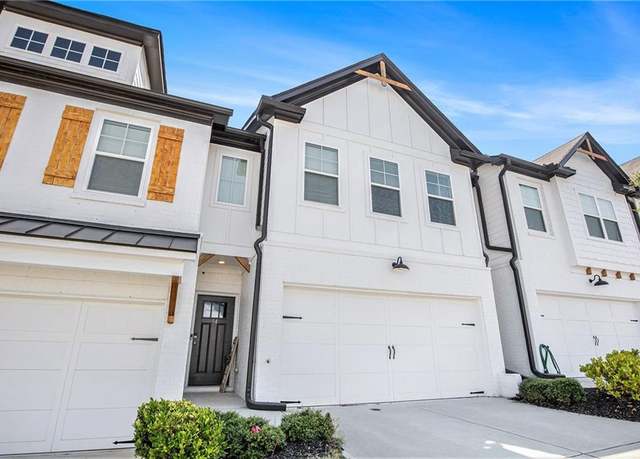 Property at 94 Garrison Dr, Winder, GA 30680, 3 beds, 2.5 baths