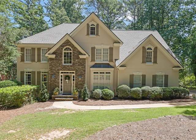 Property at 1770 Highgrove Club Dr, Alpharetta, GA 30004, 6 beds, 5 baths