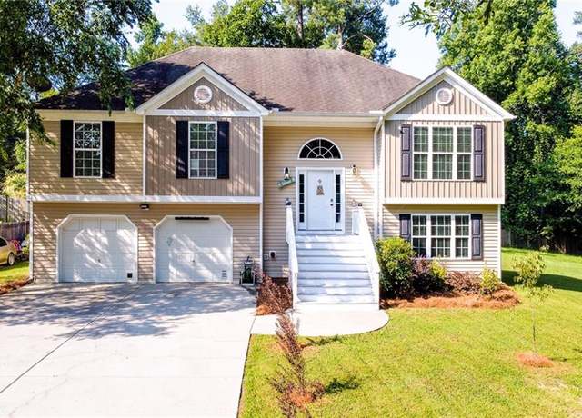 Property at 6277 N Sweetwater Rd, Lithia Springs, GA 30122, 4 beds, 3 baths