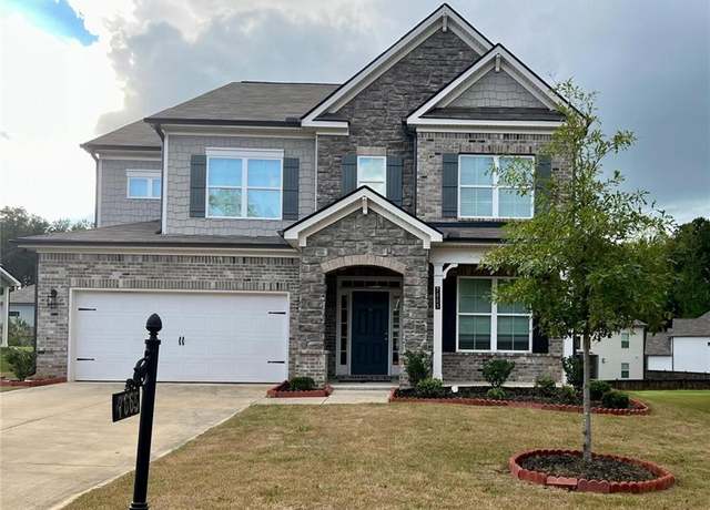 Property at 7665 Easton Valley Ln, Cumming, GA 30028, 5 beds, 3 baths