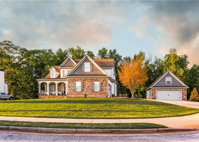 Property at 6276 Whitlow Creek Dr, Bishop, GA 30621, 4 beds, 2.5 baths