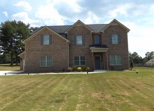 Property at 689 S Jeff Davis Dr, Fayetteville, GA 30215, 5 beds, 3 baths