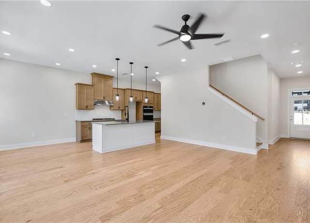 Property at 2560 Silver Star Dr NE, Marietta, GA 30066, 3 beds, 2.5 baths