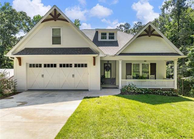 Property at 645 Rue Cezzan, Lavonia, GA 30553, 3 beds, 3.5 baths