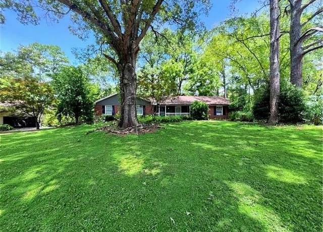 Property at 1790 Brandy Woods Trl SE, Conyers, GA 30013, 3 beds, 2 baths