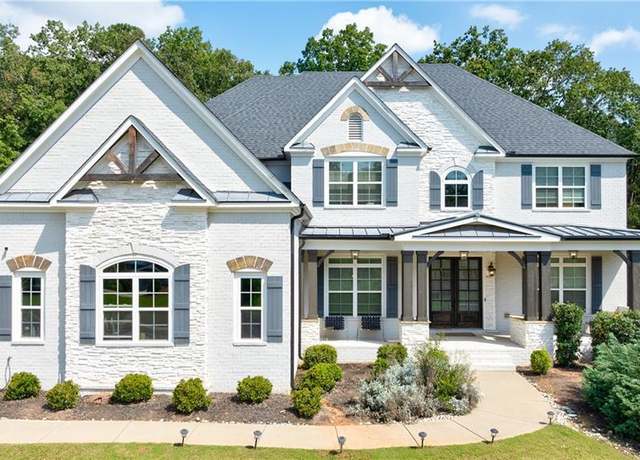 Property at 3040 Gray Hawk Ln, Roswell, GA 30076, 6 beds, 5.5 baths
