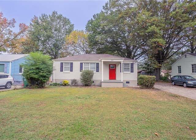 Property at 2519 Godfrey Dr NW, Atlanta, GA 30318, 3 beds, 2 baths