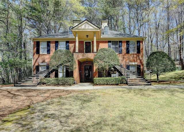 Property at 30 Plantation Dr NE Unit B, Atlanta, GA 30324, 2 beds, 2 baths