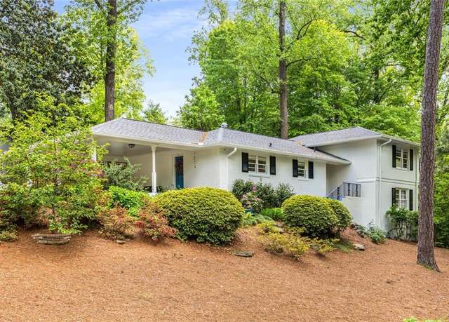 Property at 504 Kingswood Ln NW, Atlanta, GA 30305, 4 beds, 2.5 baths