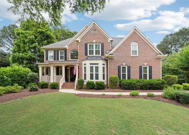 Property at 151 Overhill Pt, Alpharetta, GA 30005, 5 beds, 4.5 baths