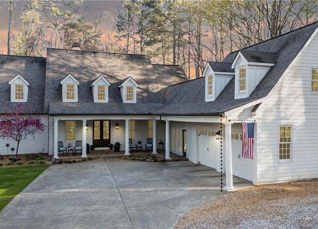 Property at 1995 Birmingham Rd, Milton, GA 30004, 4 beds, 5 baths