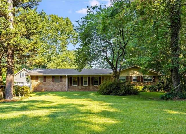 Property at 2719 Lanier Dr, Snellville, GA 30078, 3 beds, 2 baths