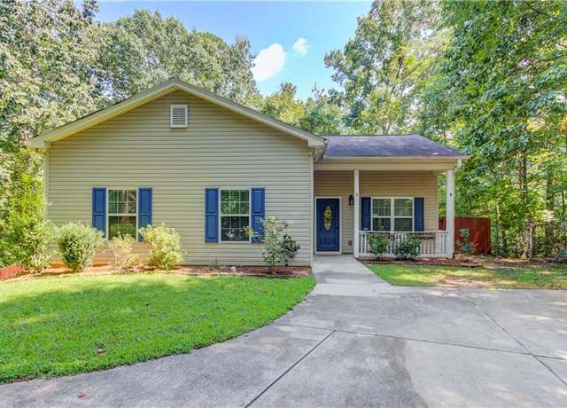 Property at 4319 Falcon Crest Dr, Flowery Branch, GA 30542, 4 beds, 2 baths