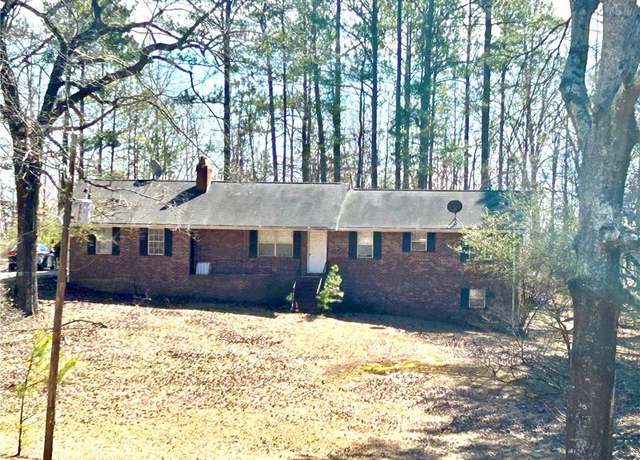 Property at 1091 Summer Lake Rd, Lithia Springs, GA 30122, 4 beds, 2.5 baths