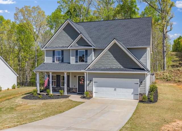 Property at 4470 Highland Gate Pkwy, Gainesville, GA 30506, 4 beds, 2.5 baths