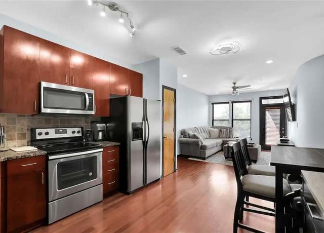 Property at 898 Oak St SW #3204, Atlanta, GA 30310, 2 beds, 1 bath