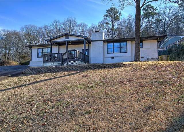 Property at 52 Buena Vista Cir SE, Cartersville, GA 30121, 4 beds, 3 baths