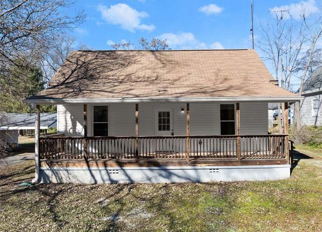 Property at 337 State St, Commerce, GA 30529, 2 beds, 1 bath