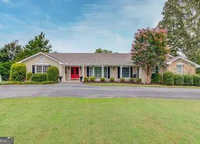 Property at 3898 Bay Creek Rd, Loganville, GA 30052, 5 beds, 4 baths