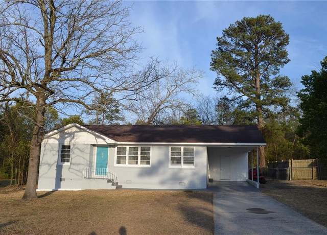 Property at 4940 Pinefield Dr, Macon, GA 31206, 3 beds, 1 bath