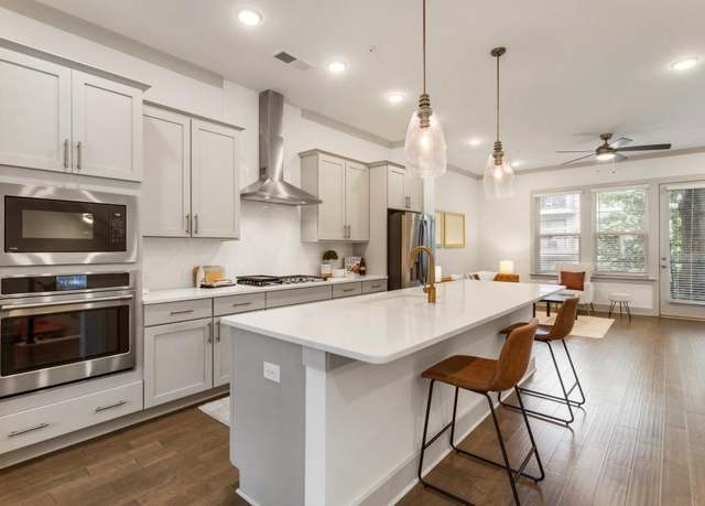 Property at 92 Rogers St NE, Atlanta, GA 30317, 3 beds, 3.5 baths