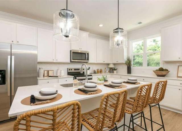 Property at 6213 Honeybell Aly, Mableton, GA 30126, 3 beds, 3.5 baths