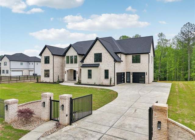 Property at 1255 E M Croy Rd, Sugar Hill, GA 30518, 5 beds, 5 baths