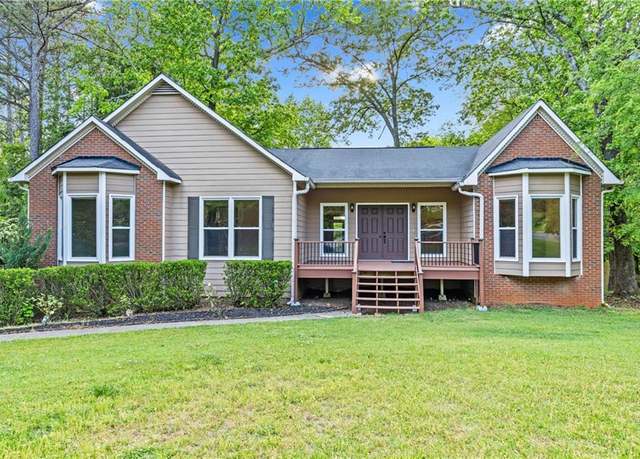 Property at 4805 Forest Way Ct, Marietta, GA 30066, 4 beds, 3 baths