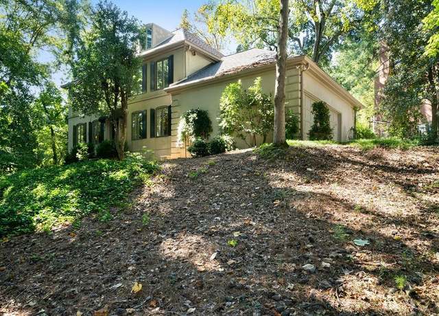 Property at 4220 Paces Ferry Rd SE, Atlanta, GA 30339, 3 beds, 2.5 baths