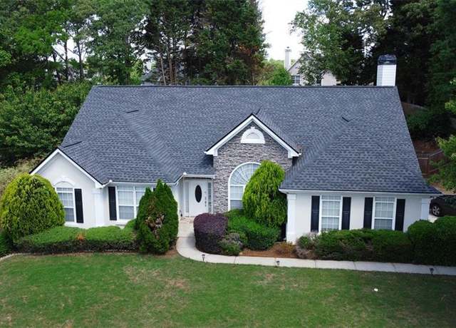 Property at 260 Ruby Forest Pkwy, Suwanee, GA 30024, 3 beds, 2 baths