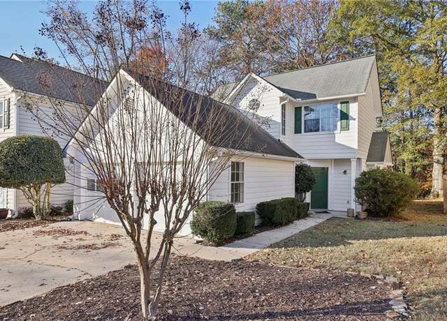 Property at 820 Bridge Pointe Ct, Alpharetta, GA 30005, 3 beds, 2.5 baths