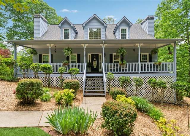Property at 422 Gold Crest Dr, Dahlonega, GA 30533, 3 beds, 2.5 baths