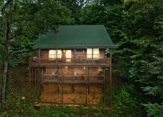 Property at 372 Mountain View Rd, Ellijay, GA 30540, 2 beds, 1 bath