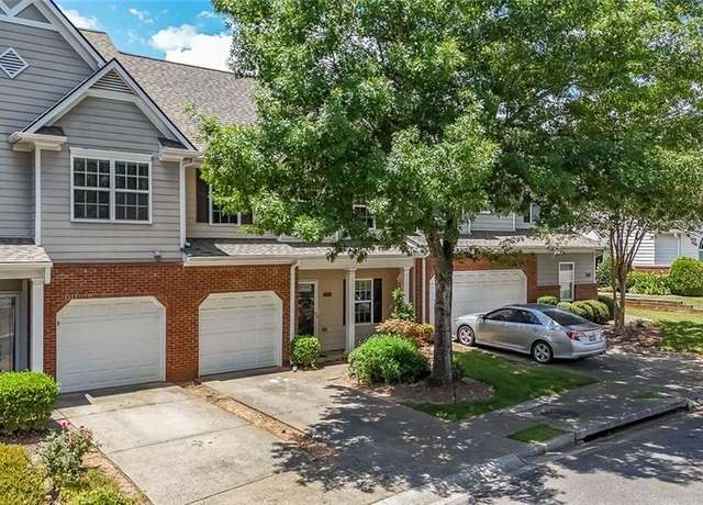 Property at 2414 Suwanee Pointe Dr, Lawrenceville, GA 30043, 4 beds, 3.5 baths