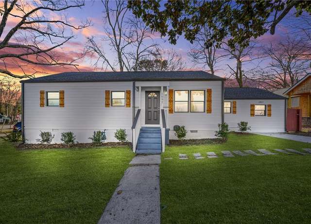 Property at 1092 Donnelly Ave SW, Atlanta, GA 30310, 3 beds, 3 baths