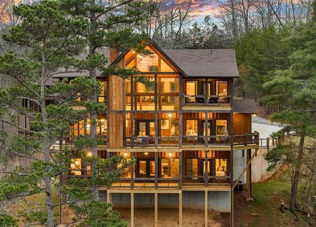Property at 140 Riverview Ter, Blue Ridge, GA 30513, 5 beds, 5.5 baths