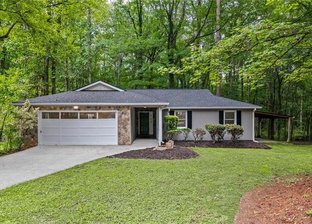 Property at 1216 Monticello Dr, Villa Rica, GA 30180, 3 beds, 2 baths