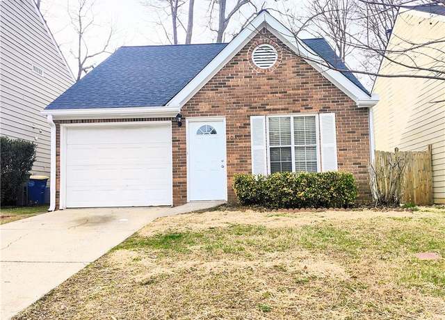 Property at 1040 Hillsborough Chase NW, Kennesaw, GA 30144, 3 beds, 2 baths