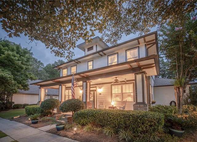 Property at 178 Mission Oak Dr, Grayson, GA 30017, 3 beds, 2.5 baths