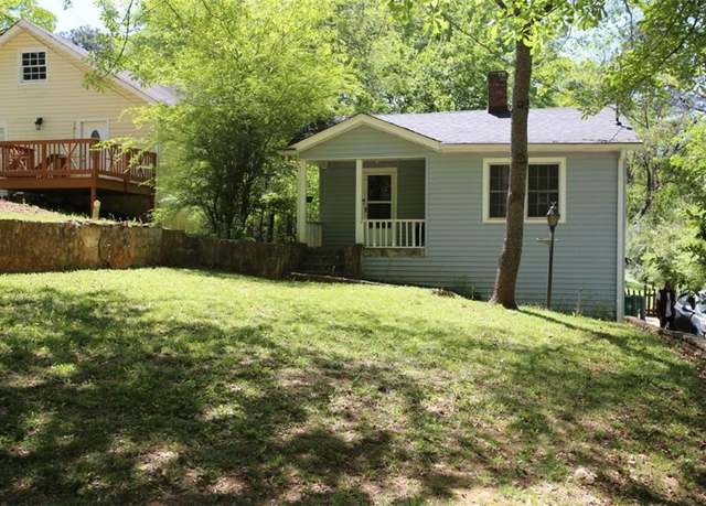 Property at 3043 Alston Dr, Decatur, GA 30032, 3 beds, 2 baths
