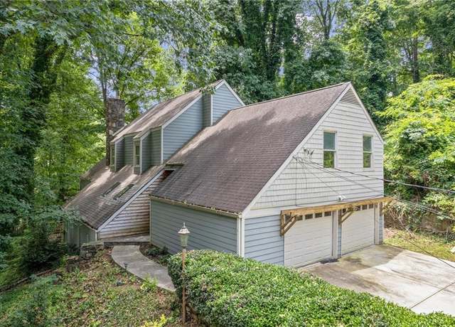 Property at 7090 Riverside Dr, Atlanta, GA 30328, 6 beds, 4.5 baths