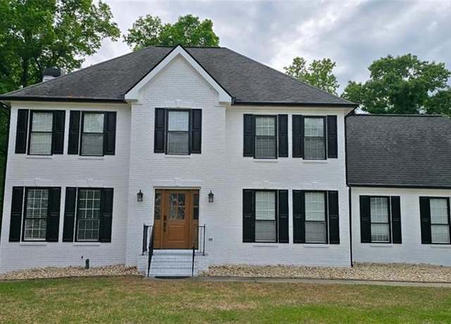 Property at 3945 Preston Oak Ln, Suwanee, GA 30024, 5 beds, 3.5 baths