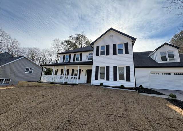Property at 2716 Wynford Ave SW, Marietta, GA 30064, 4 beds, 2.5 baths